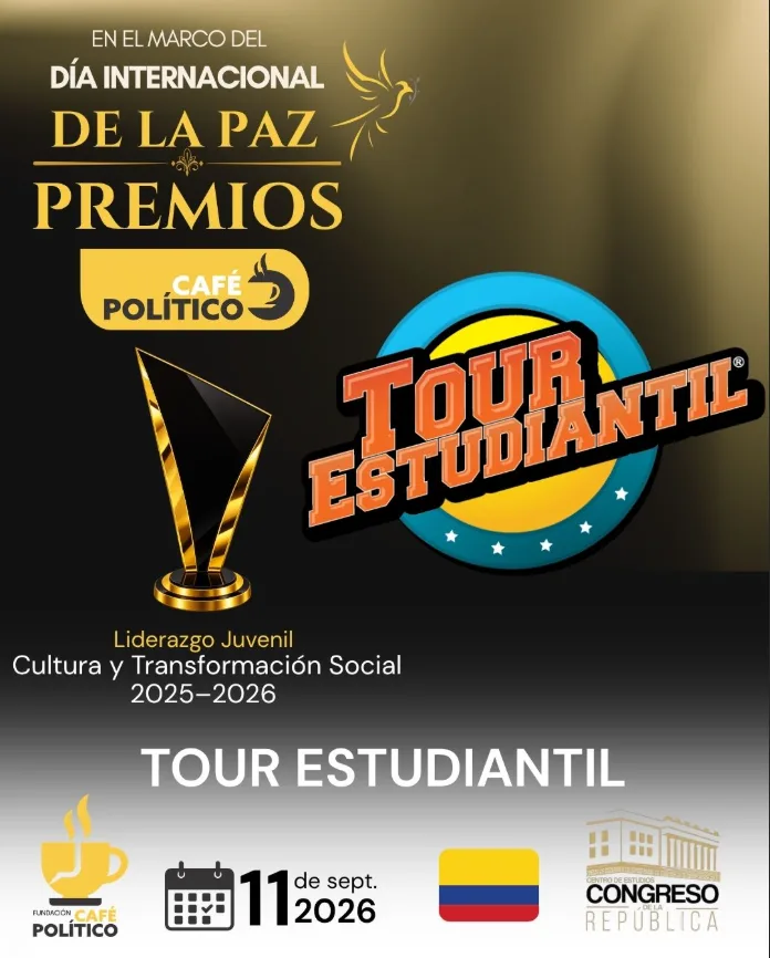 Tour Estudiantil recibe placa dorada por liderazgo juvenil